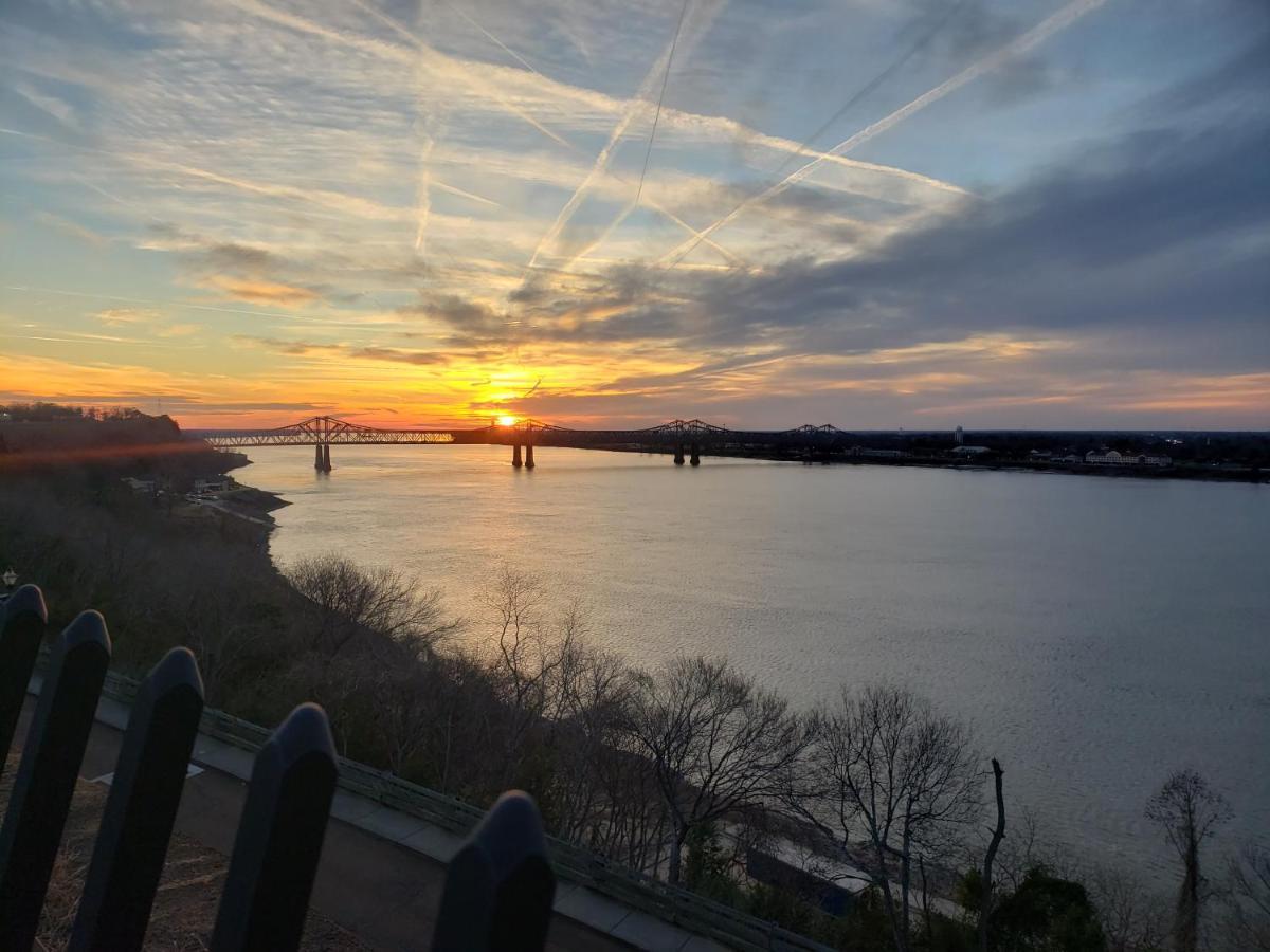 Natchez Manor Bed & Breakfast Esterno foto