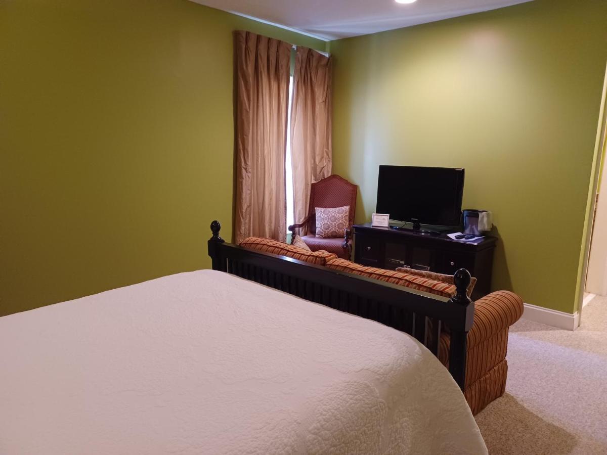 Natchez Manor Bed & Breakfast Esterno foto